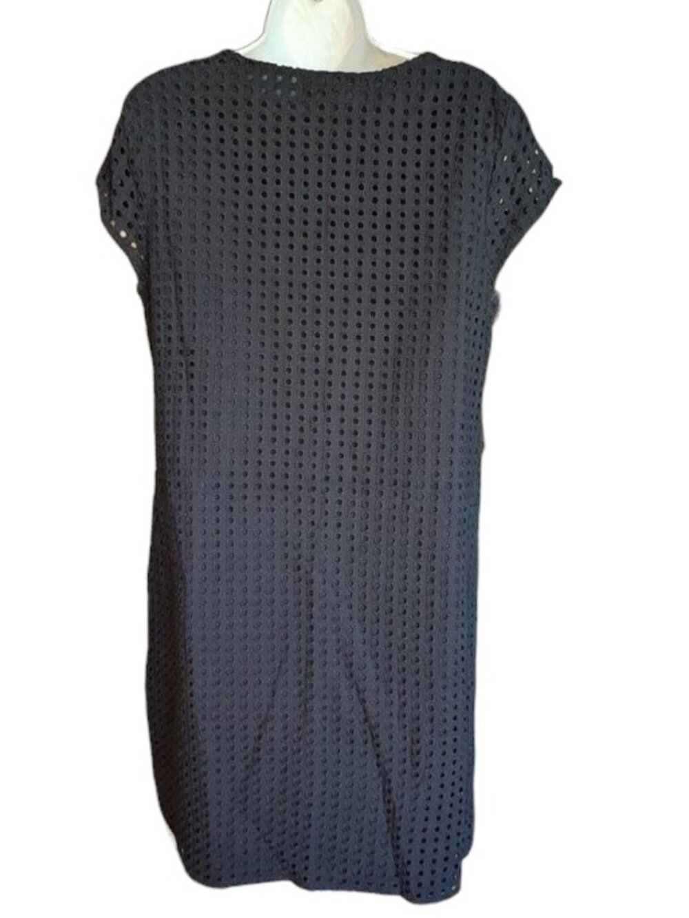 *3 FOR $9* Merona Short Sleeve Knee Length Eyelet V-Neck Lined Short Solid Dress - Picture 3 of 6